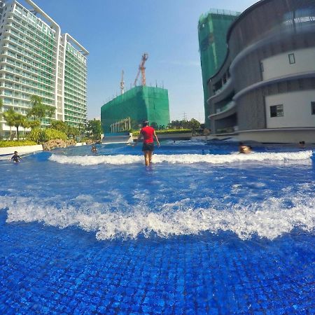 Jn Condotel The Azure Urban Resort Residences Paranaque City Bagian luar foto