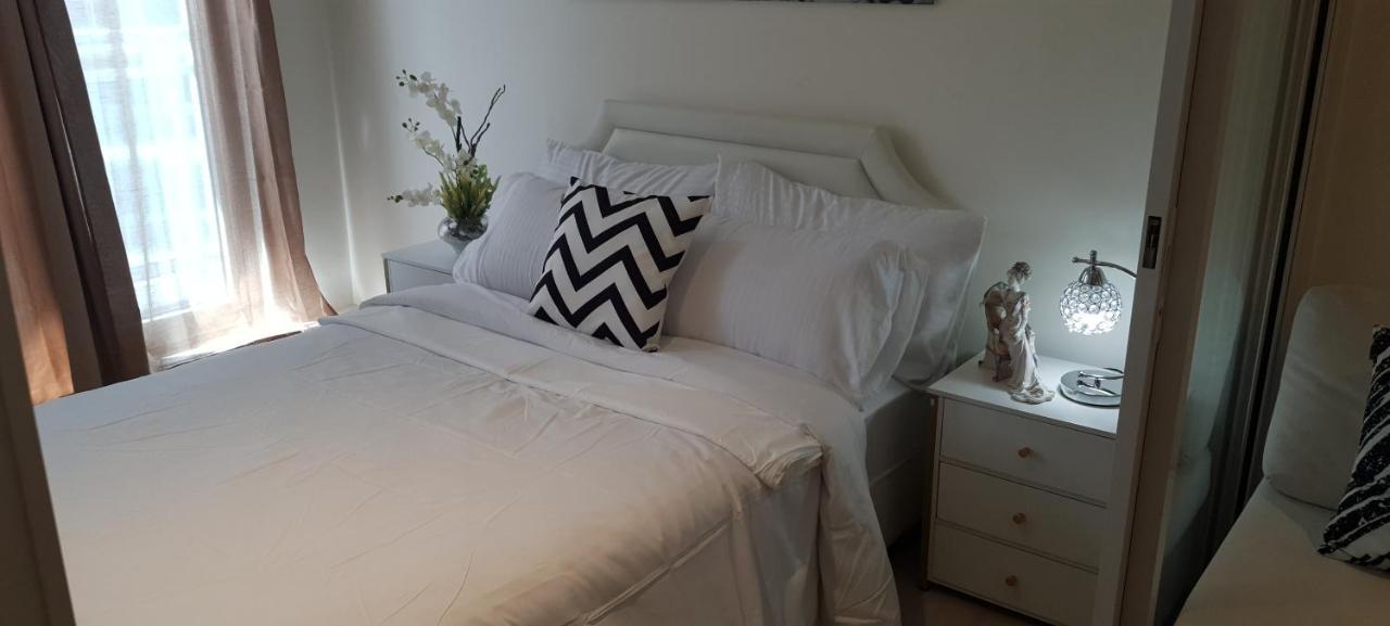 Jn Condotel The Azure Urban Resort Residences Paranaque City Bagian luar foto