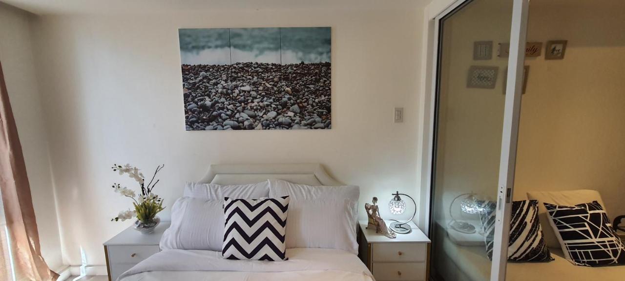Jn Condotel The Azure Urban Resort Residences Paranaque City Bagian luar foto
