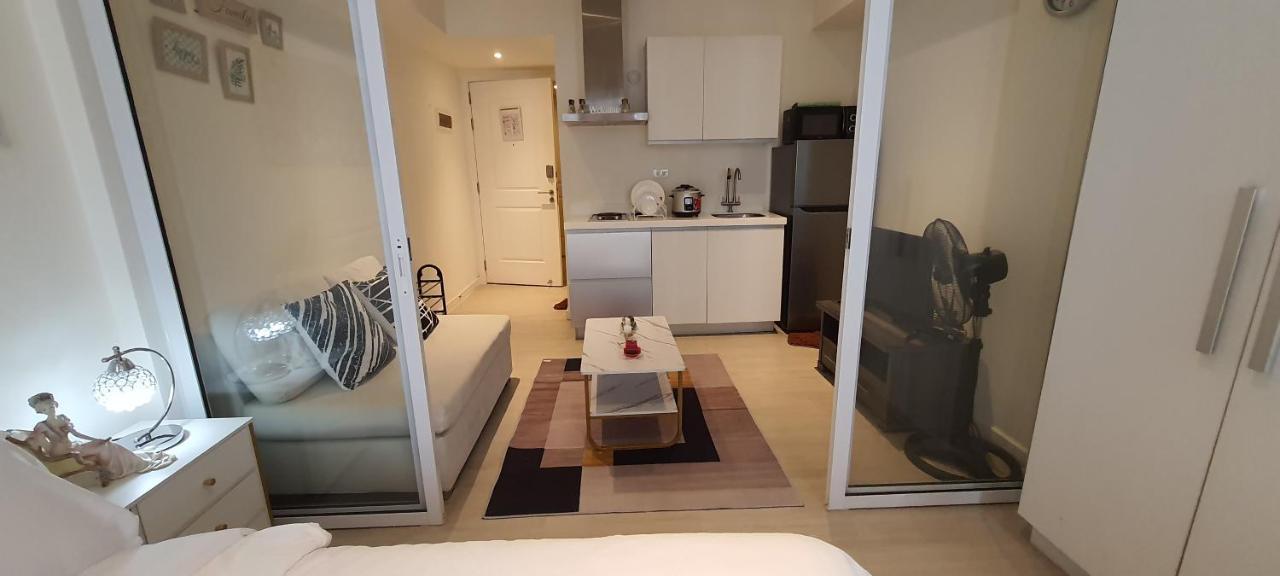 Jn Condotel The Azure Urban Resort Residences Paranaque City Bagian luar foto