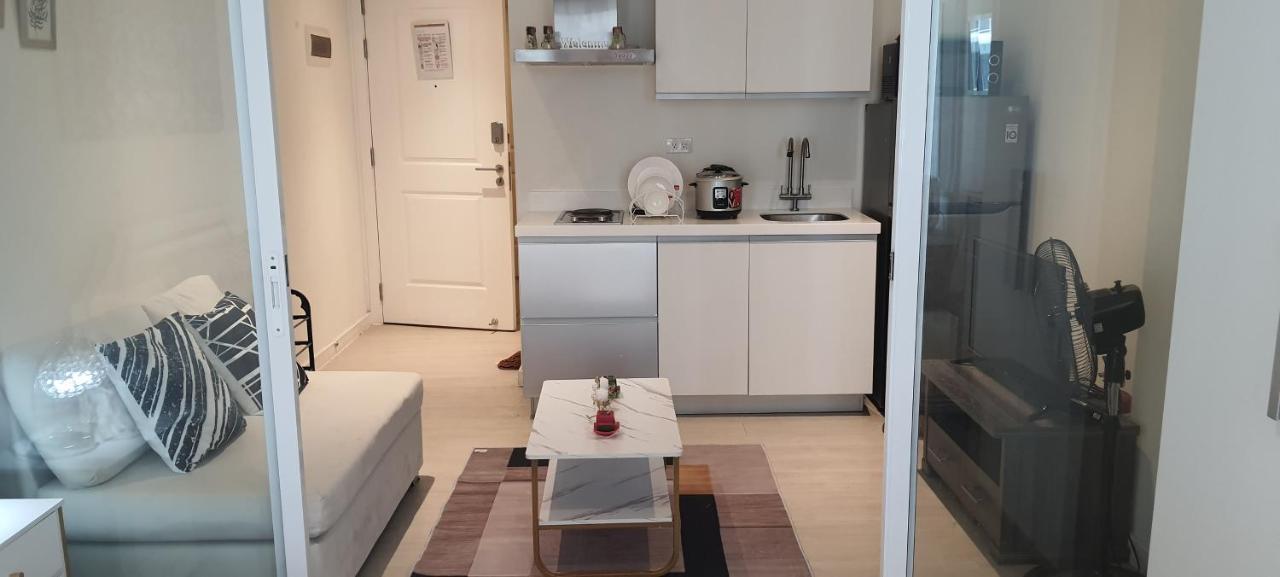 Jn Condotel The Azure Urban Resort Residences Paranaque City Bagian luar foto